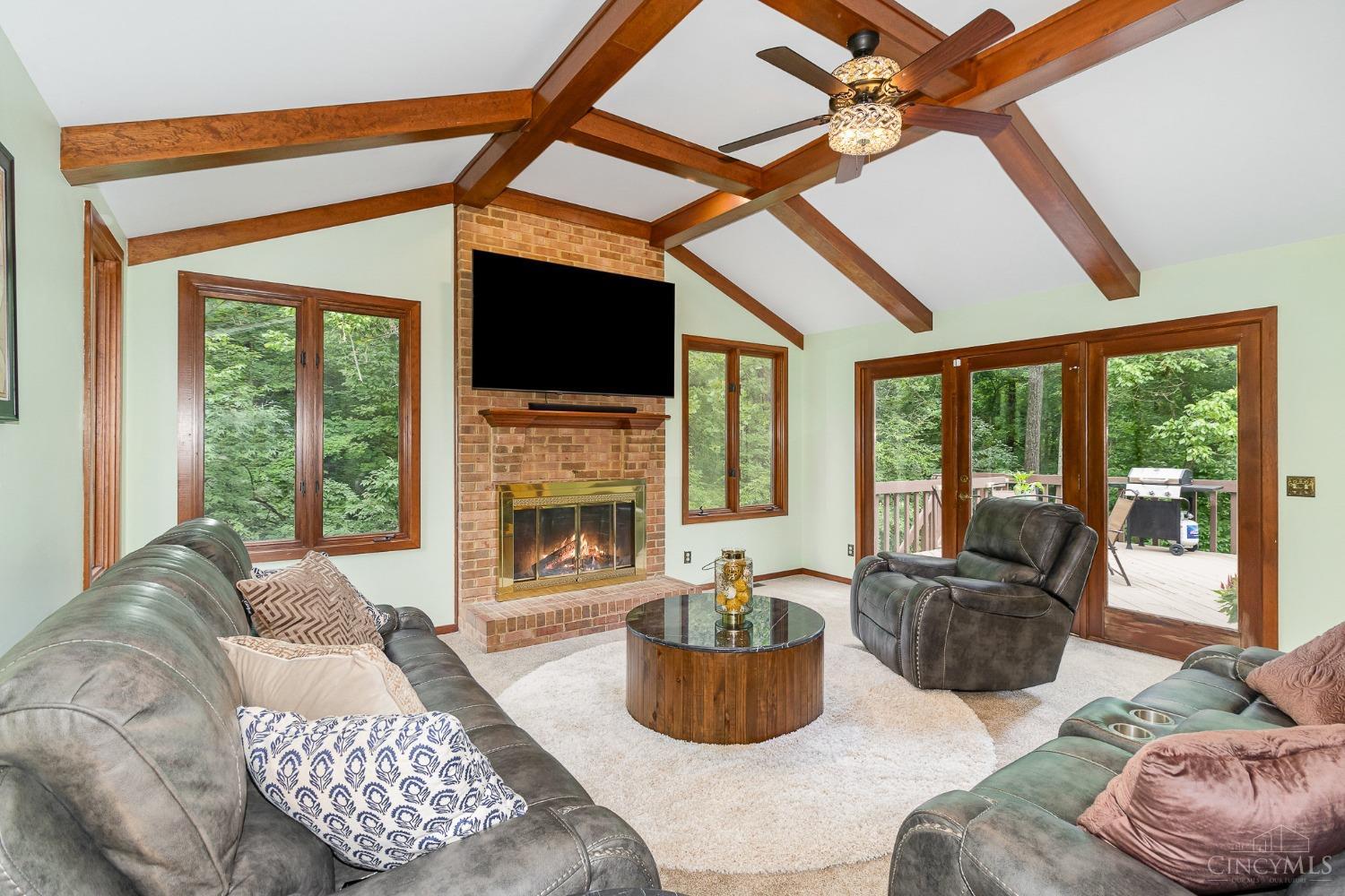 8907 Terwilligers Trail