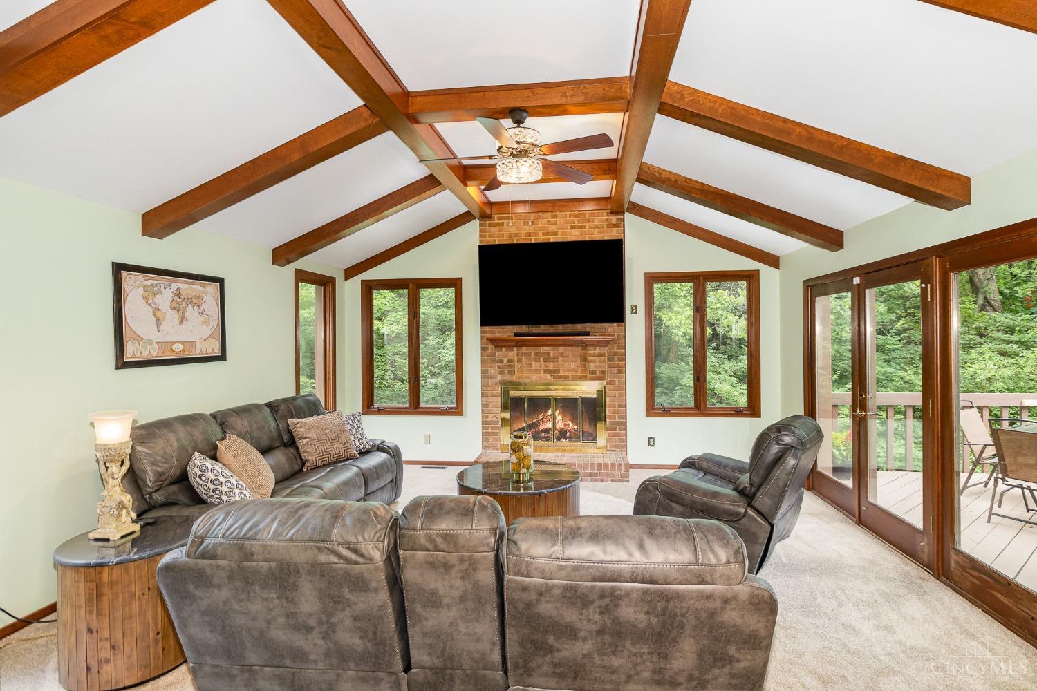 8907 Terwilligers Trail