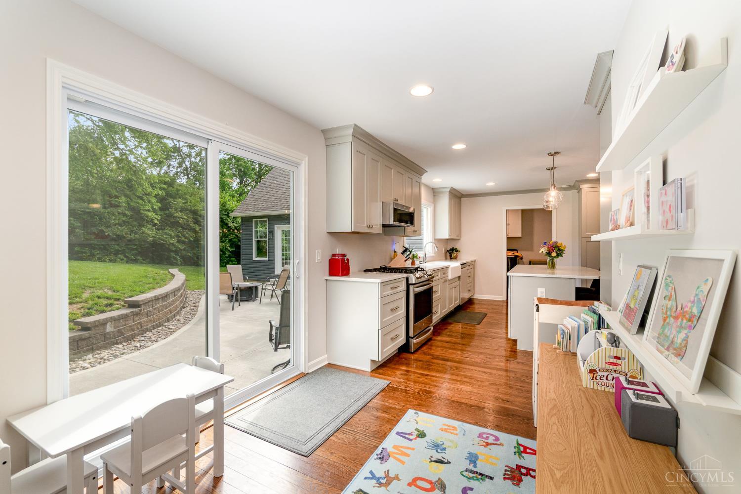 8518 Sturbridge Drive