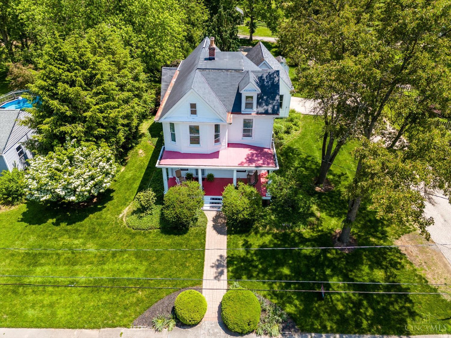 34 Laurel Avenue