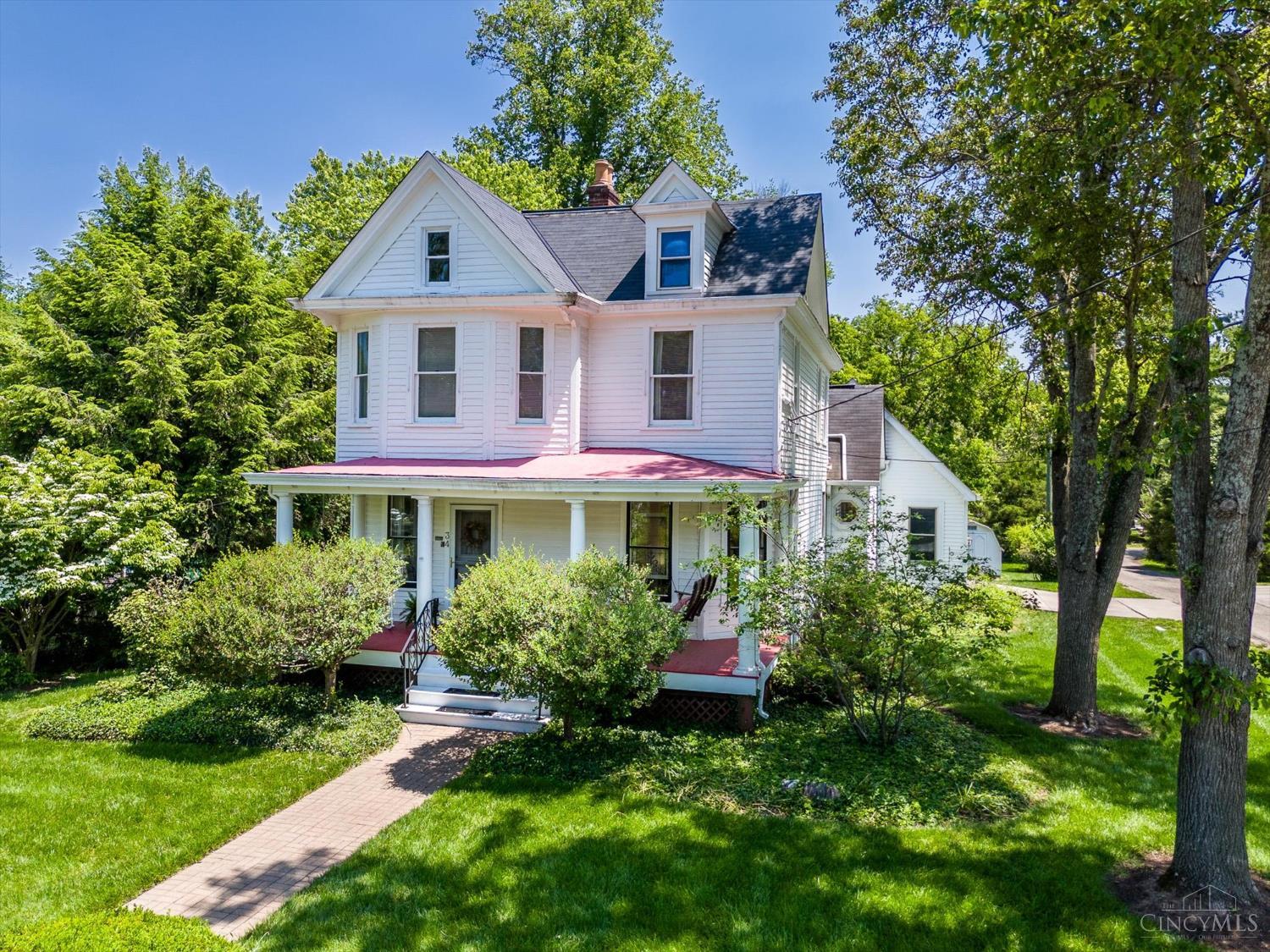 34 Laurel Avenue