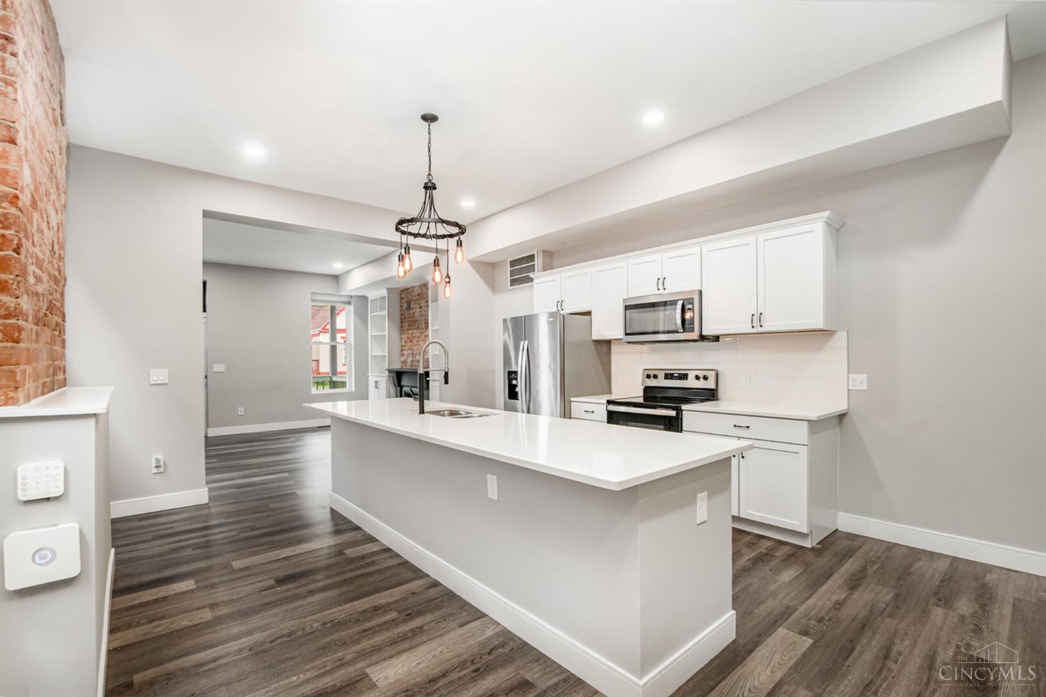 4226 Chambers Street