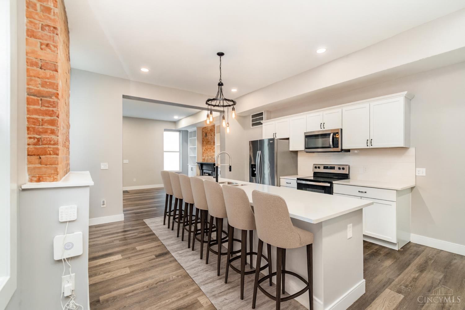 4226 Chambers Street