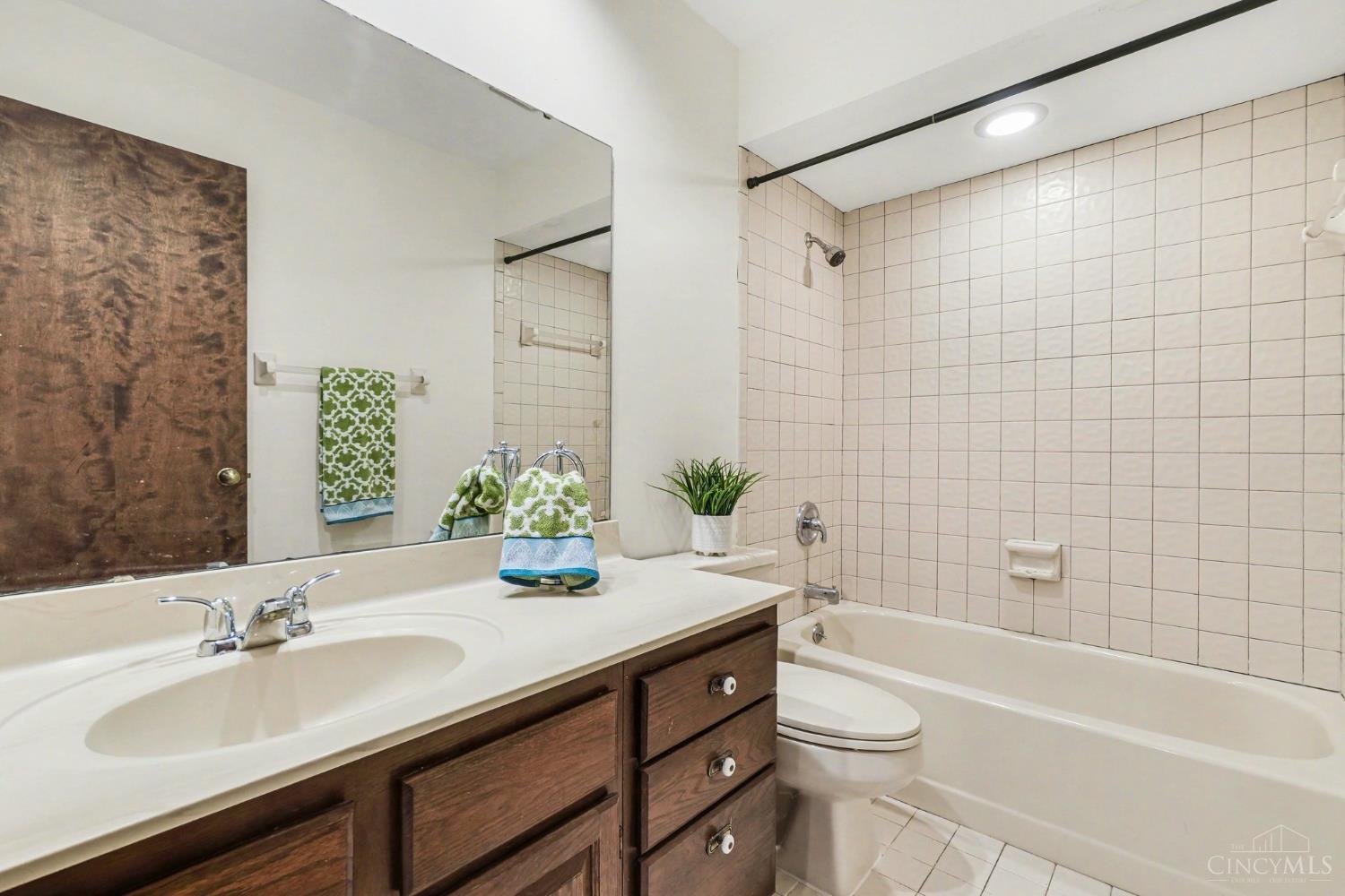 777 Cedar Point Drive