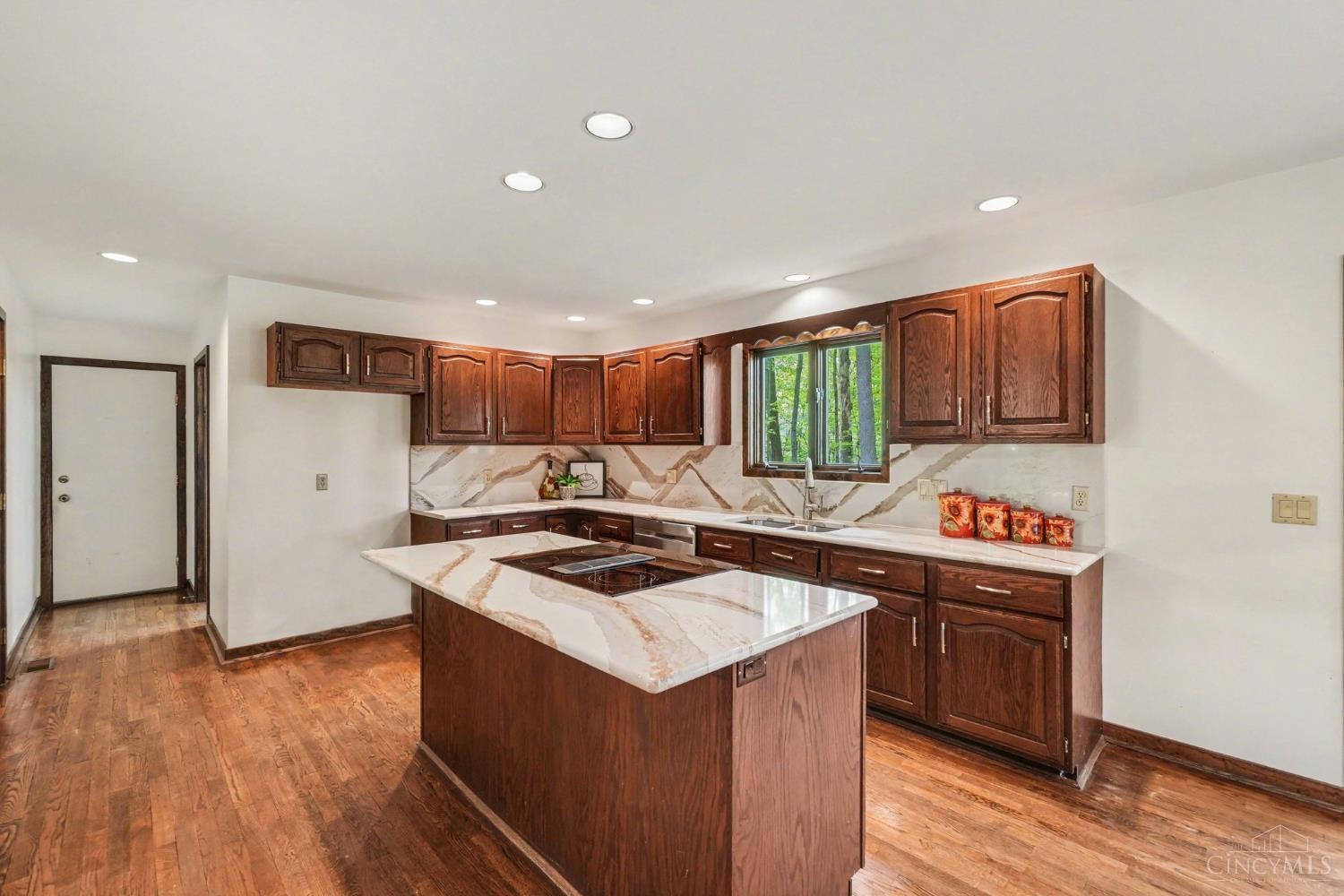 777 Cedar Point Drive