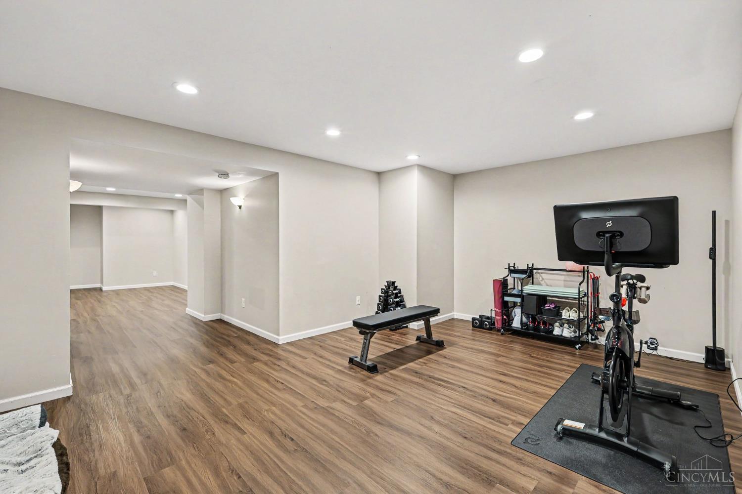 6101 Balsam Drive