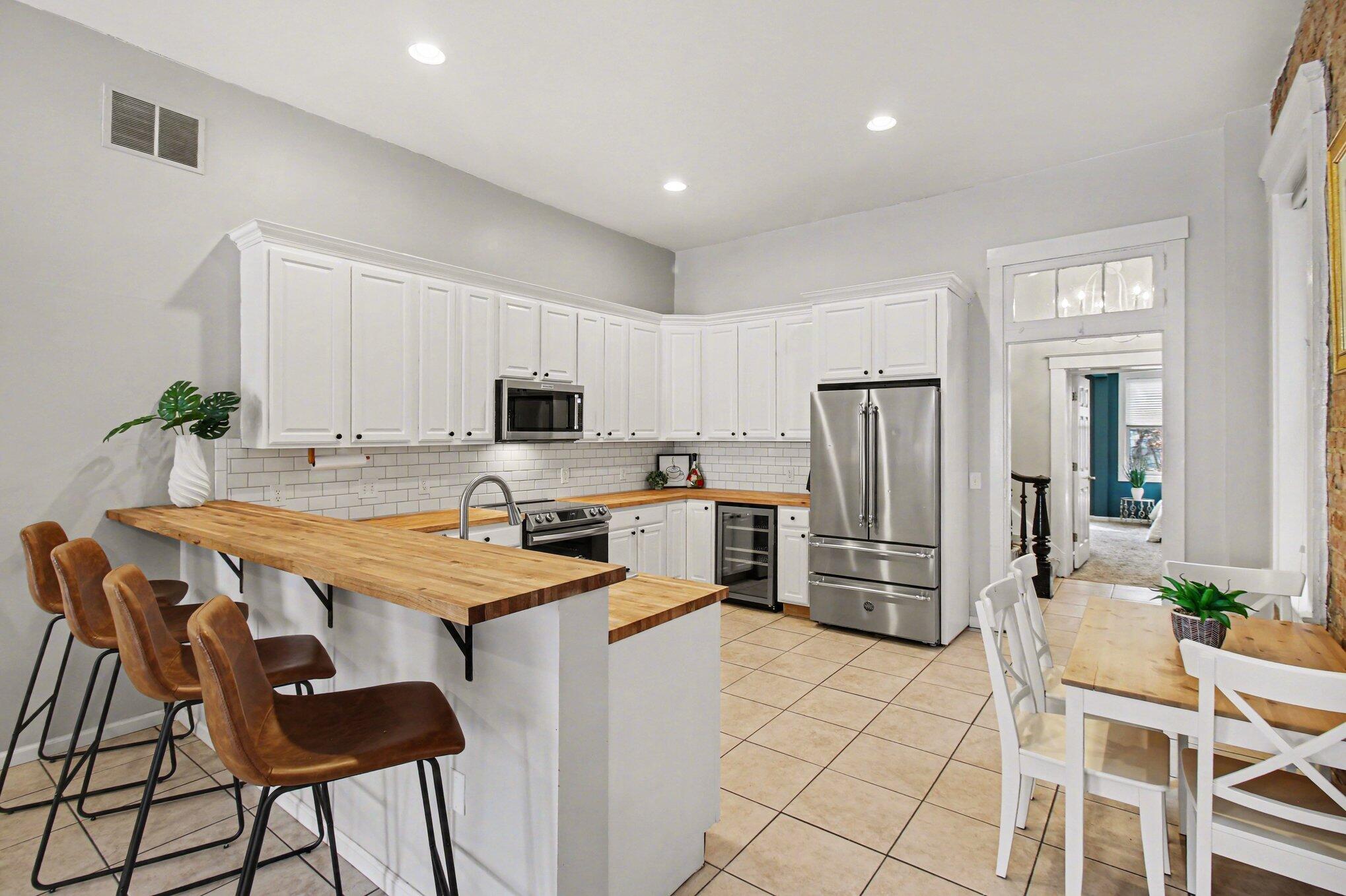 809 Philadelphia Street