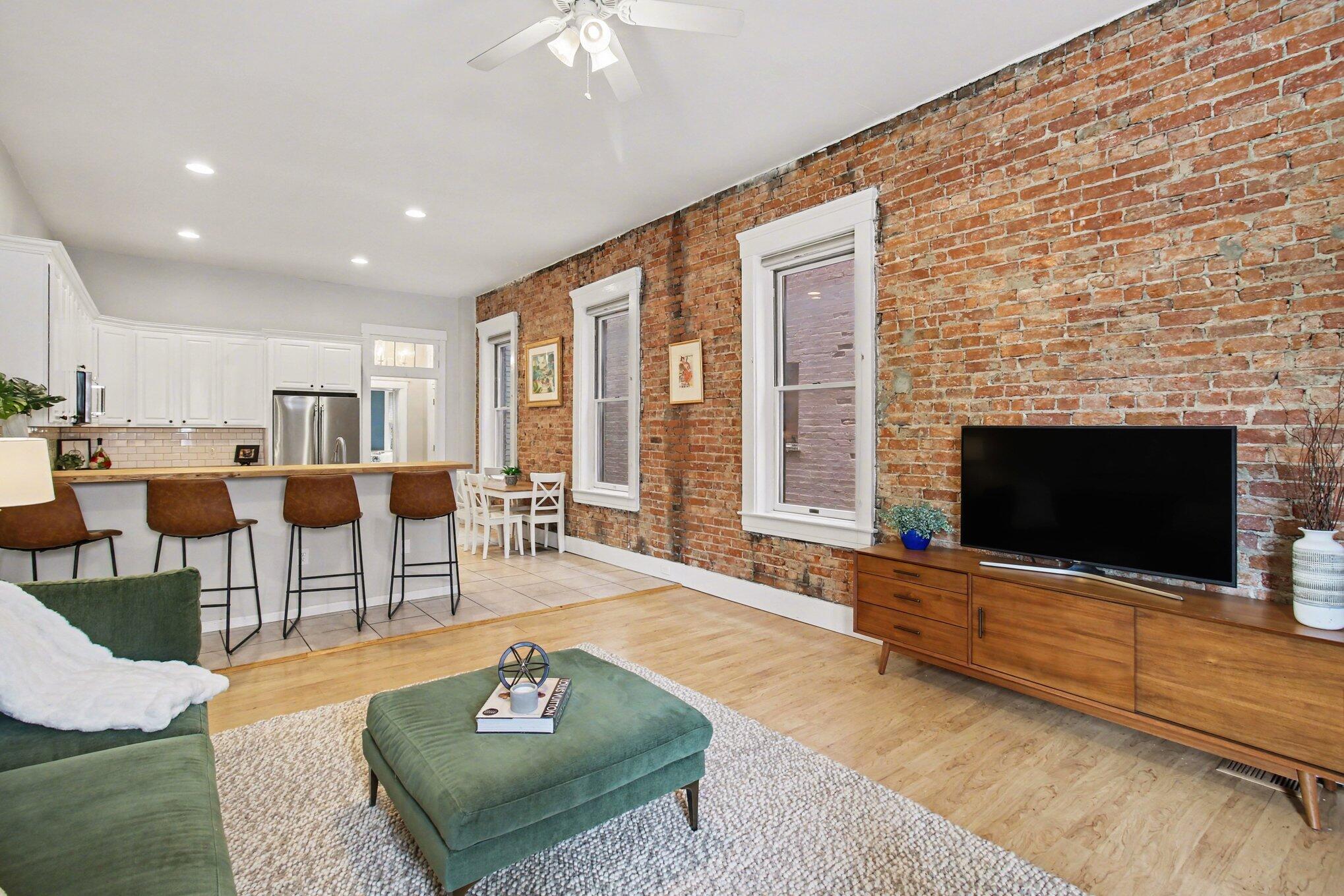 809 Philadelphia Street