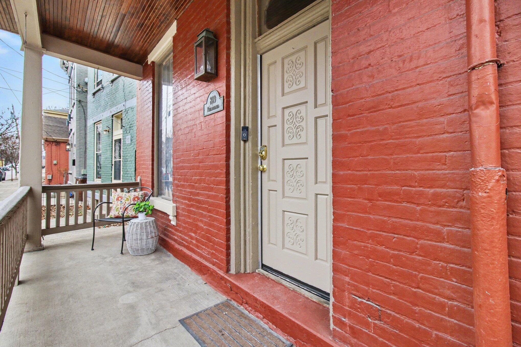 809 Philadelphia Street