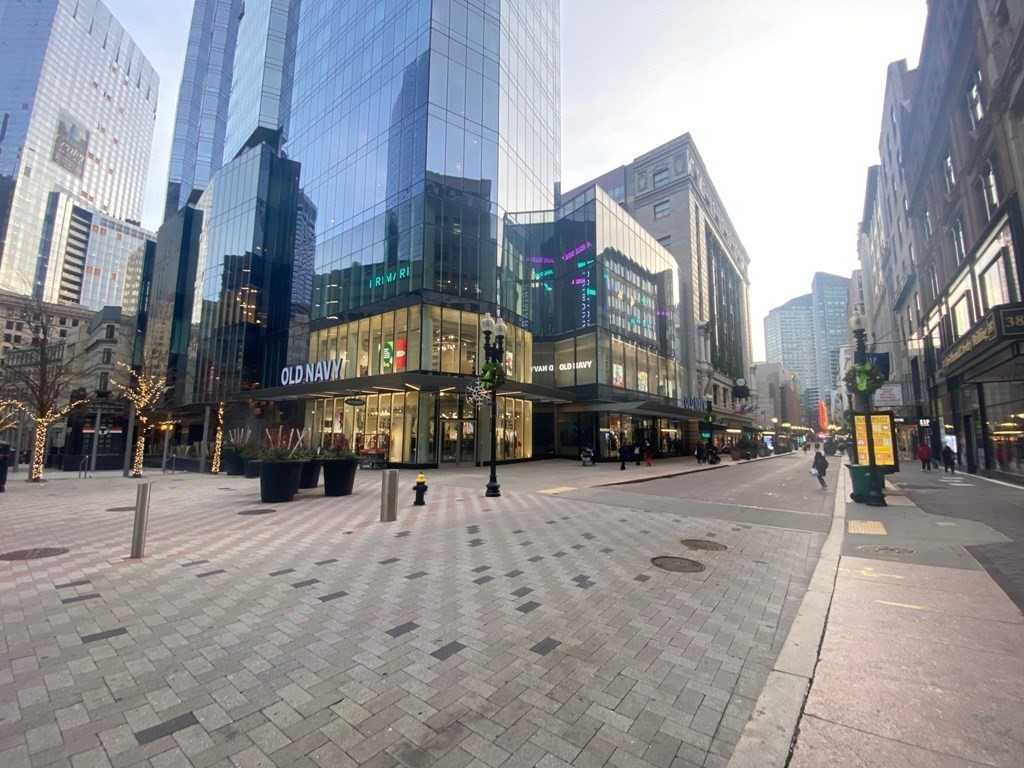 333 Washington St # 604A