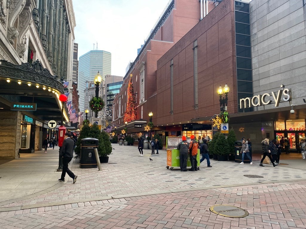 333 Washington St # 604A