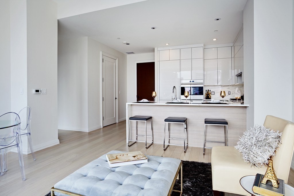 1 Franklin Street # 3409