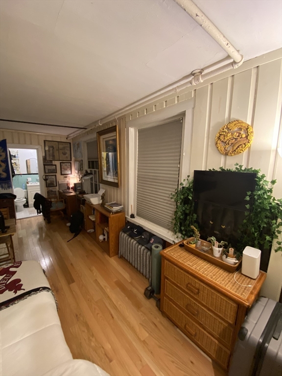 80 Mount Vernon St. # 3