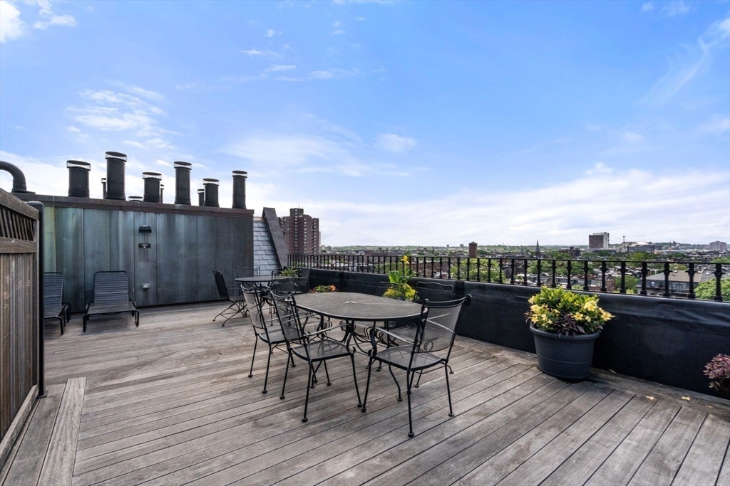 2 Clarendon St # 404