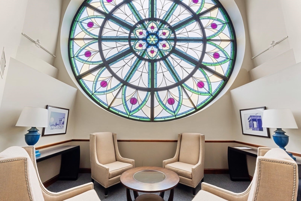 2 Clarendon St # 404