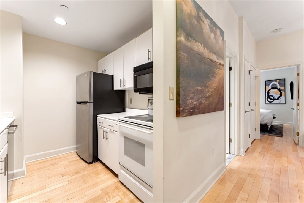 2 Clarendon St # 404