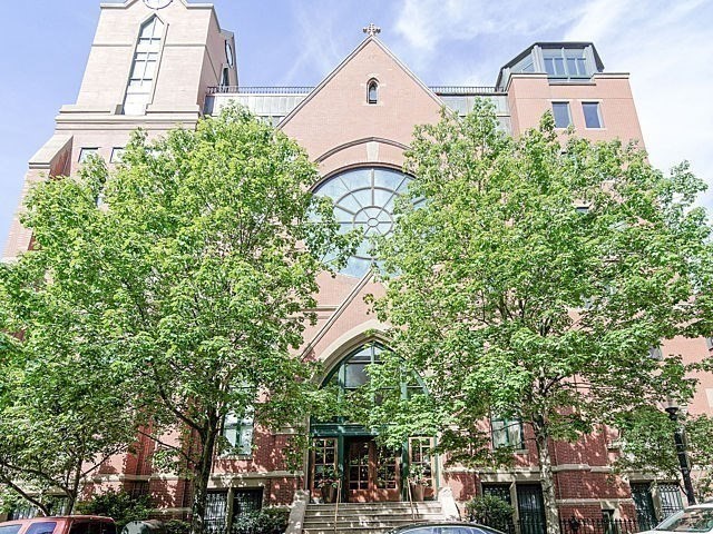 2 Clarendon St # 404