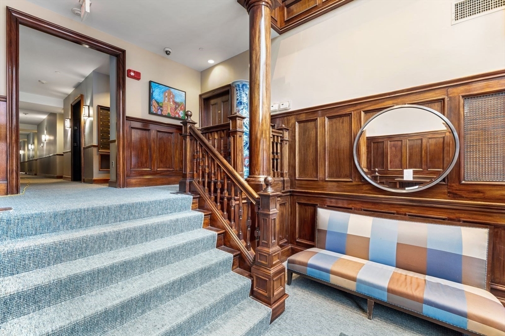 2 Clarendon St # 404