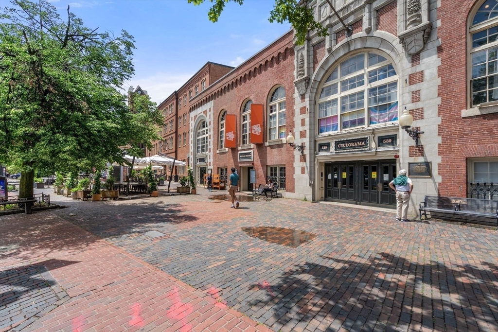 2 Clarendon St # 404