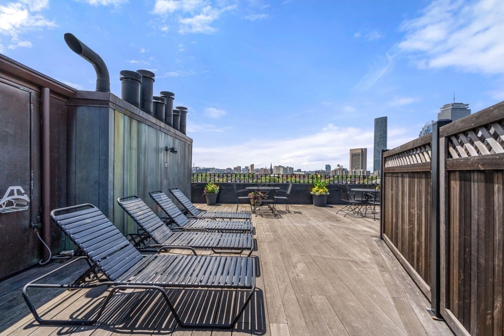 2 Clarendon St # 404