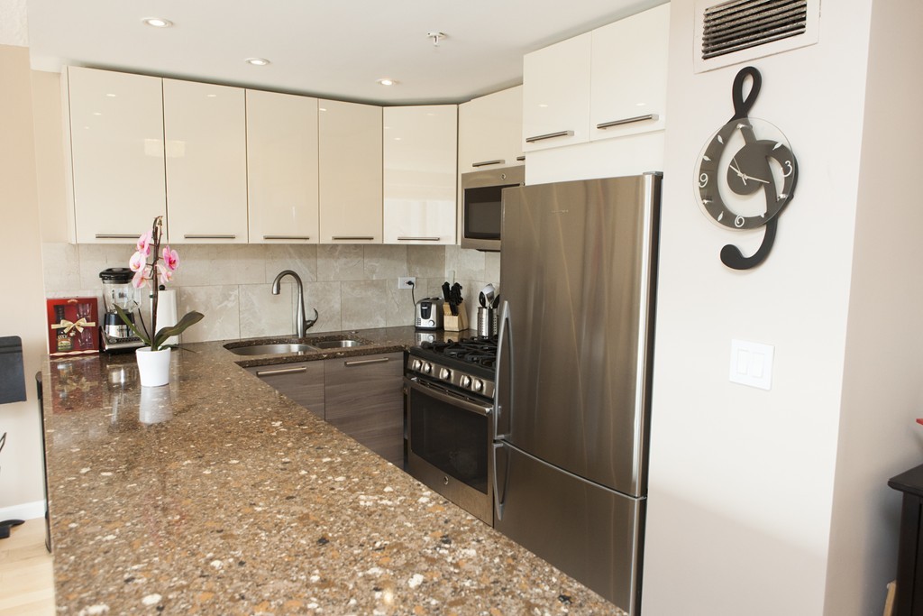 151 Tremont Street # 25C