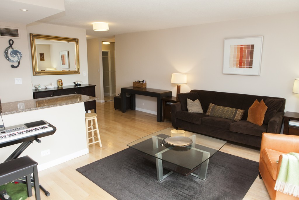 151 Tremont Street # 25C