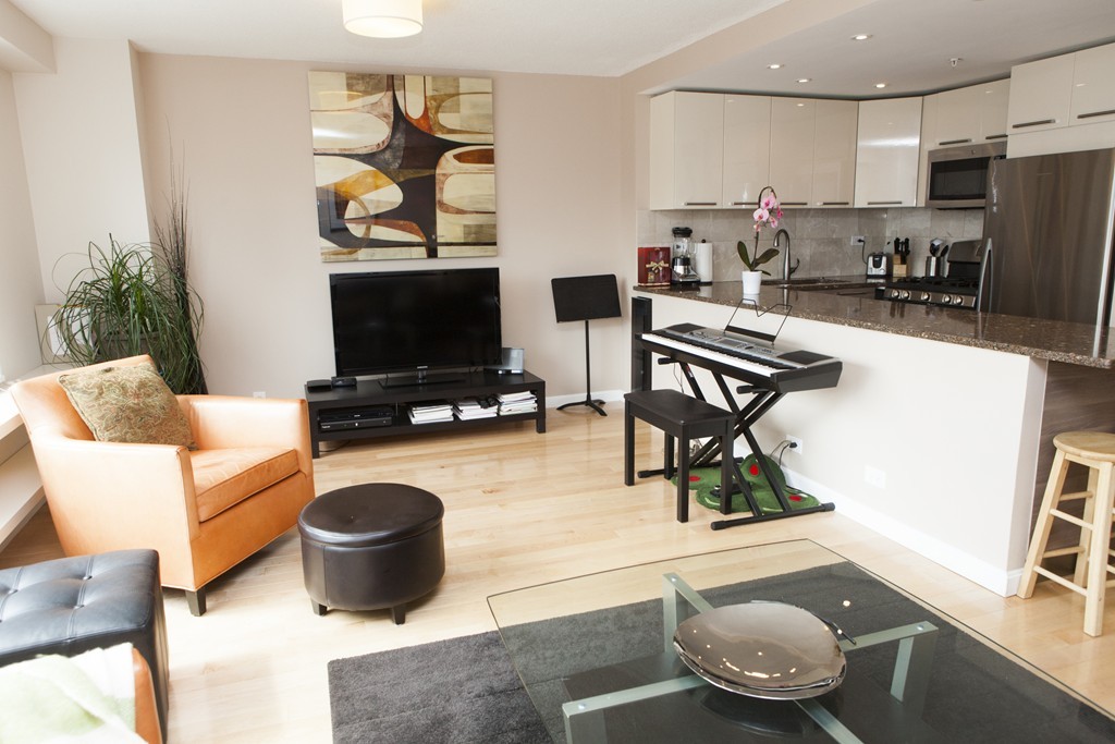 151 Tremont Street # 25C