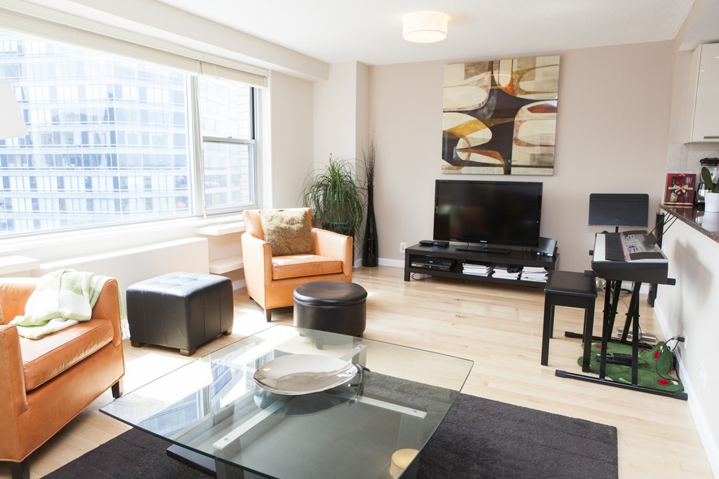 151 Tremont Street # 25C