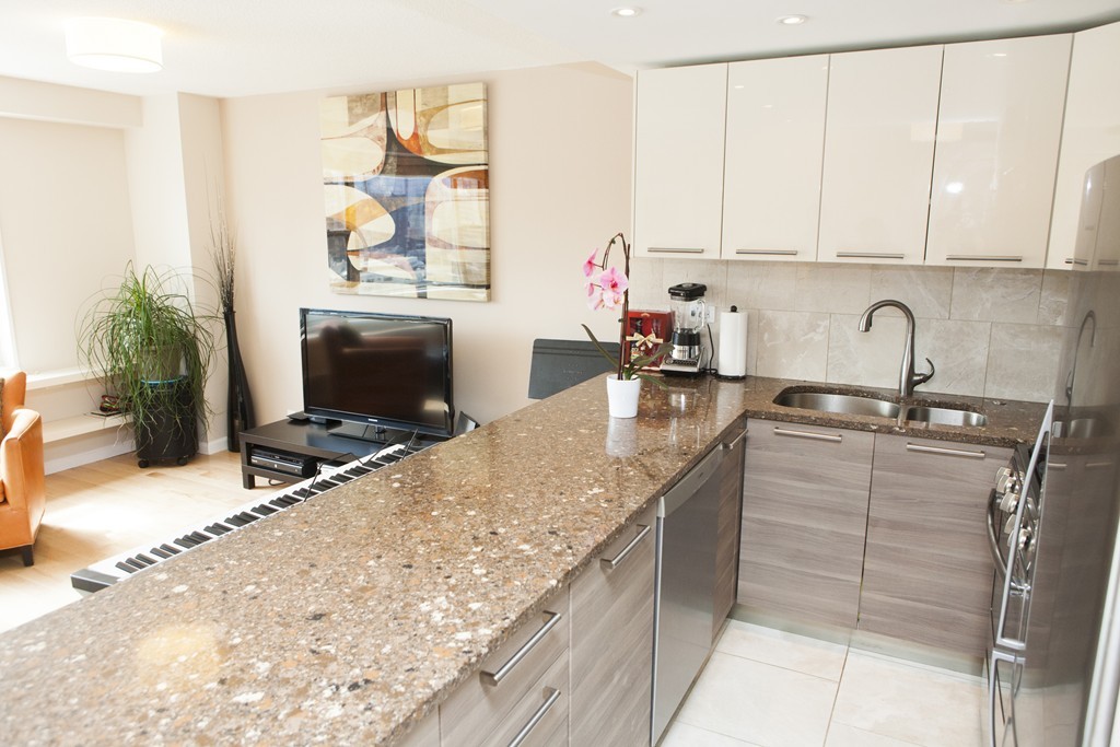 151 Tremont Street # 25C