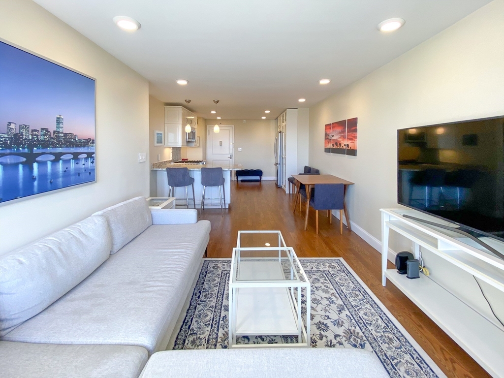 151 Tremont Street # 11L