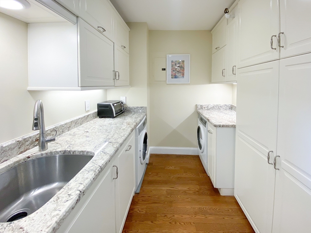 151 Tremont Street # 11L