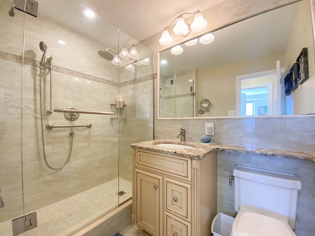 151 Tremont Street # 11L