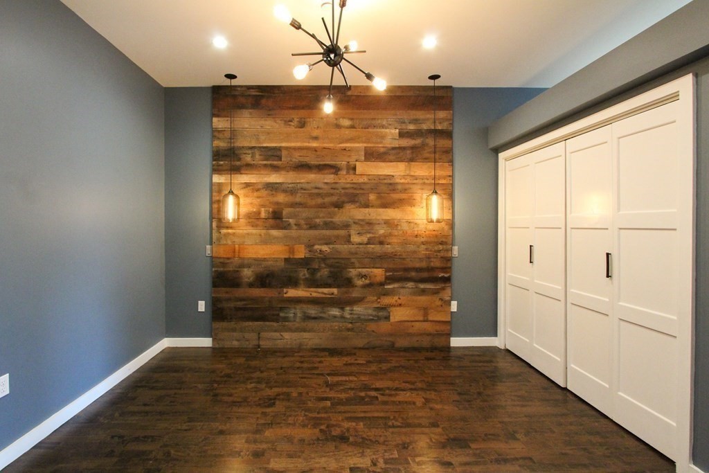 346 Congress Street # 611