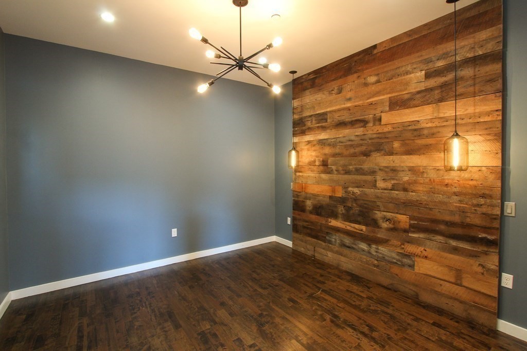 346 Congress Street # 611