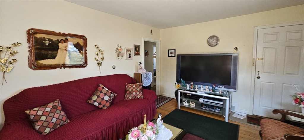 10/12 Corregidor Way