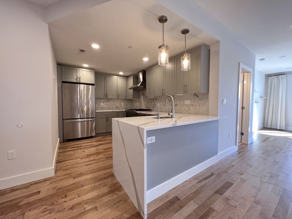 50 Hichborn St # 403