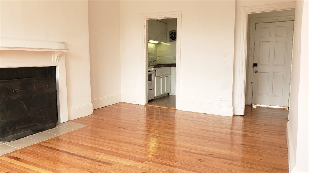 924 Beacon Street # 7