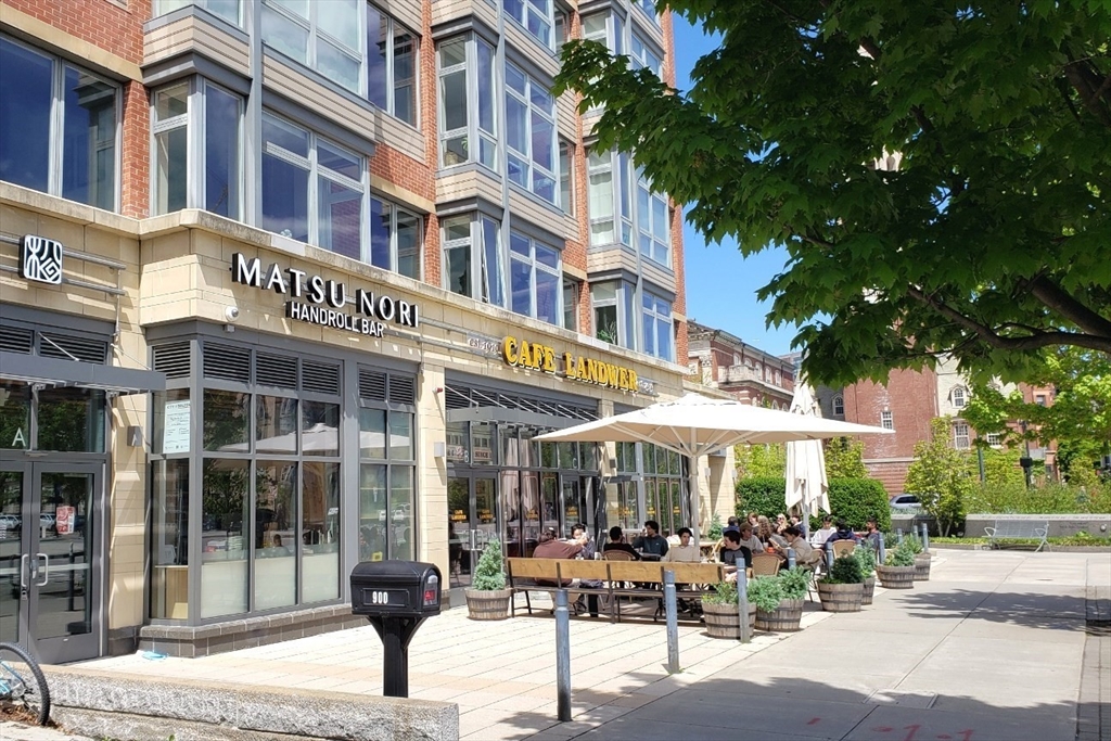 924 Beacon Street # 7