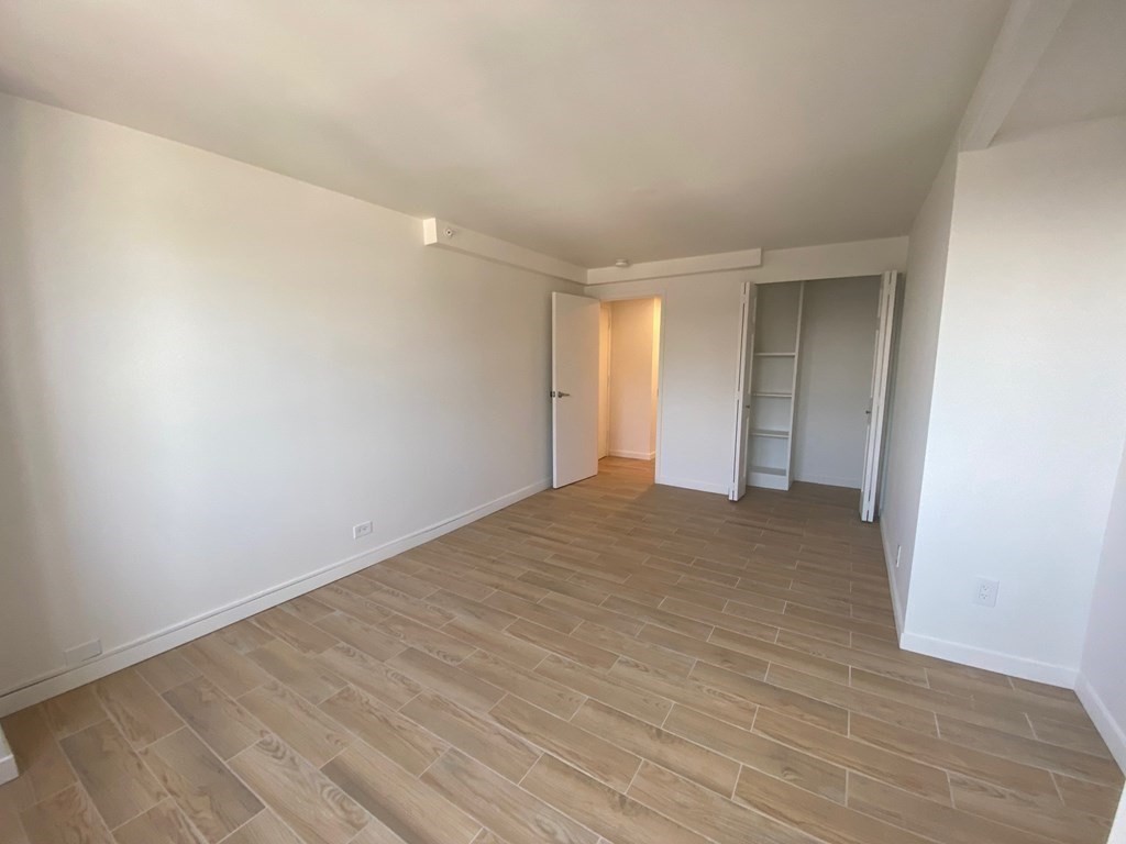 151 Tremont Street # 25R