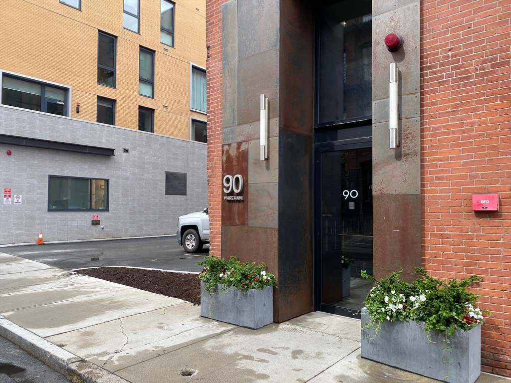 90 Wareham St # 407