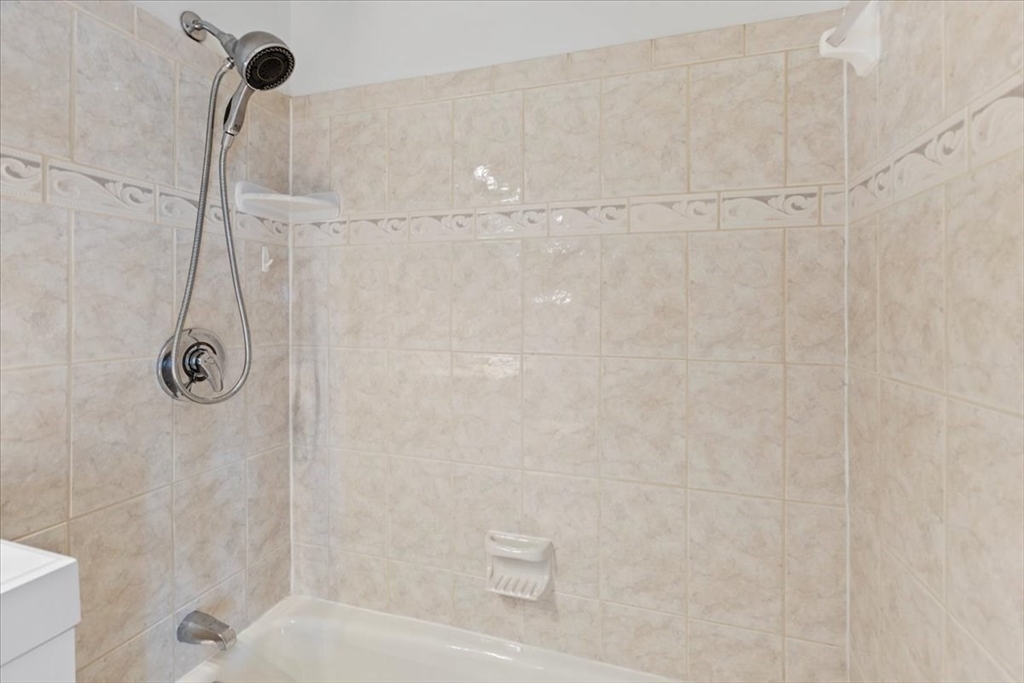 151 Tremont St # 24N