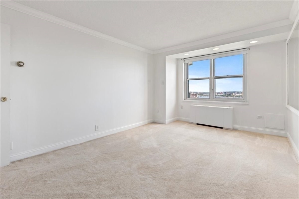 151 Tremont St # 24N