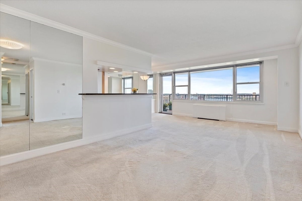 151 Tremont St # 24N