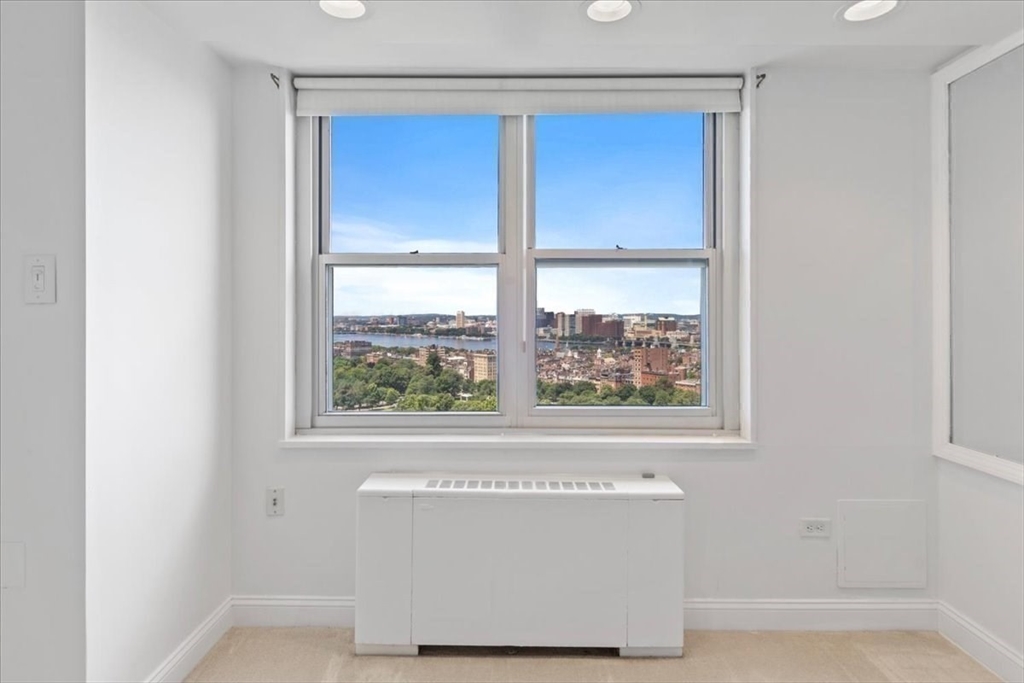 151 Tremont St # 24N