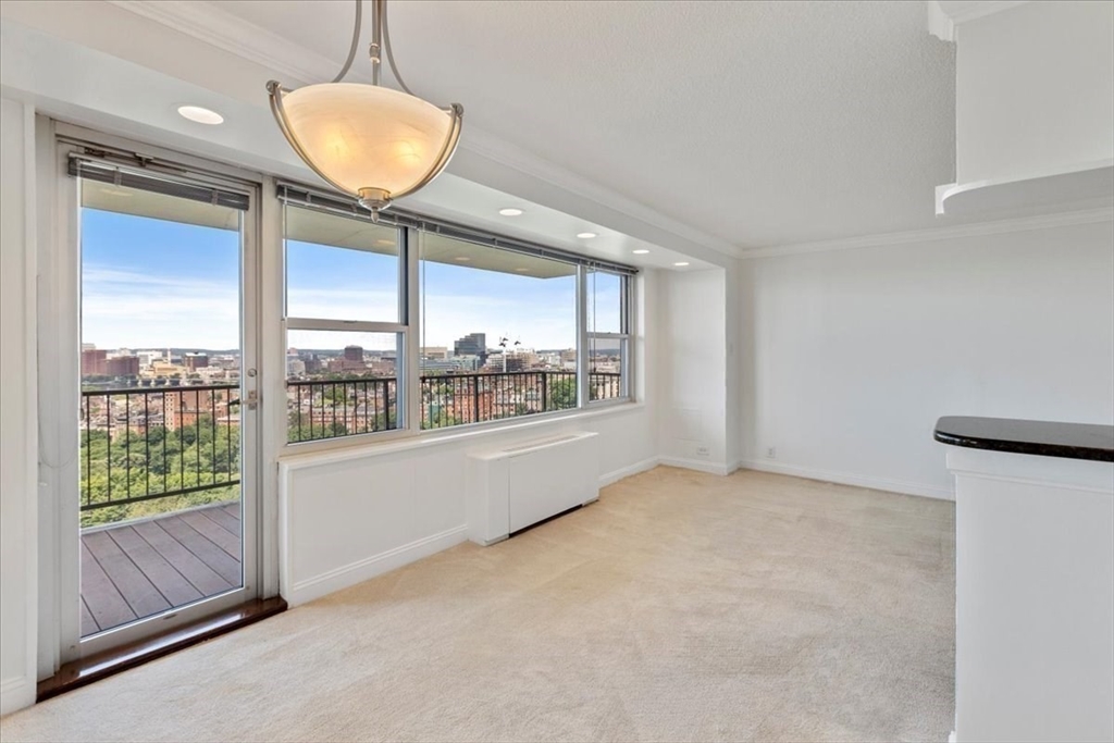 151 Tremont St # 24N