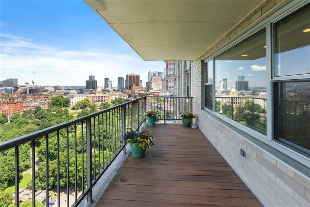 151 Tremont St # 24N