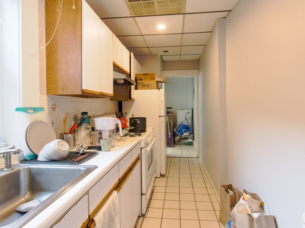 1211 Commonwealth Ave # 2F