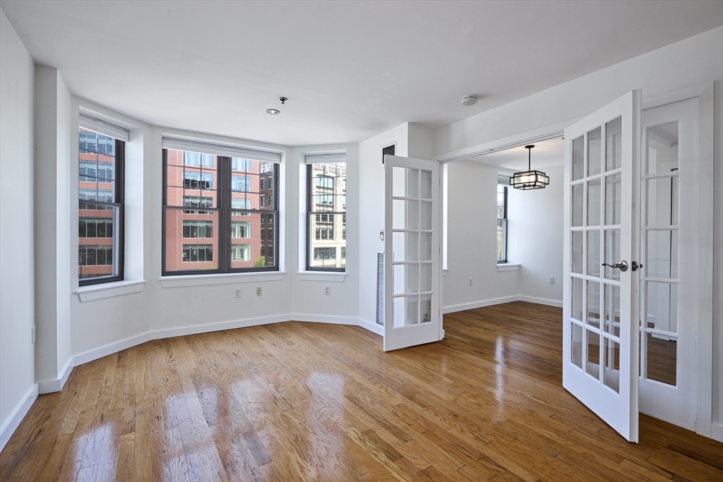 534 Commonwealth Ave., # 3B Unit: U: 3B