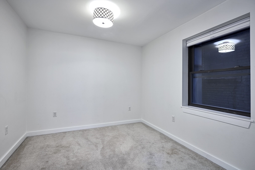 534 Commonwealth Ave., # 3B Unit: U: 3B