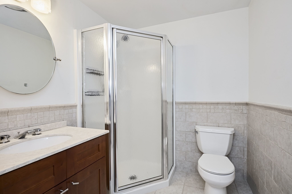 534 Commonwealth Ave., # 3B Unit: U: 3B